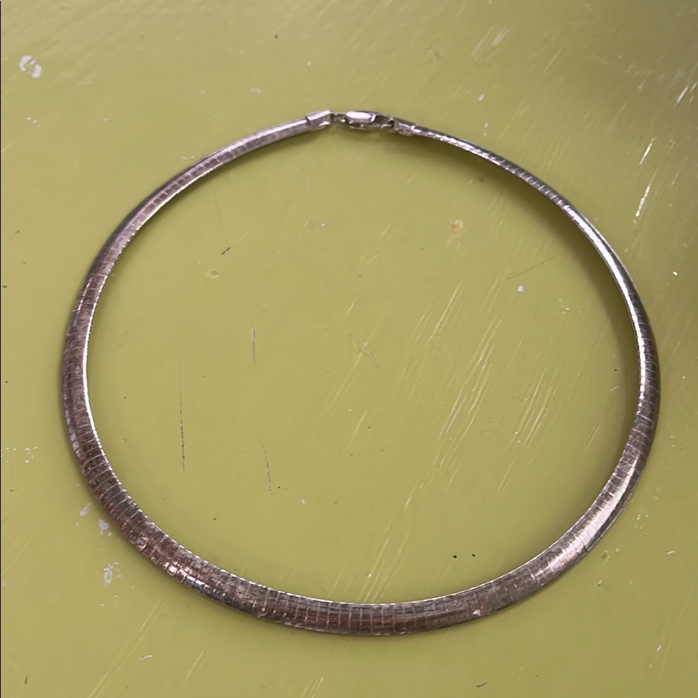 Elegant Silver Necklace